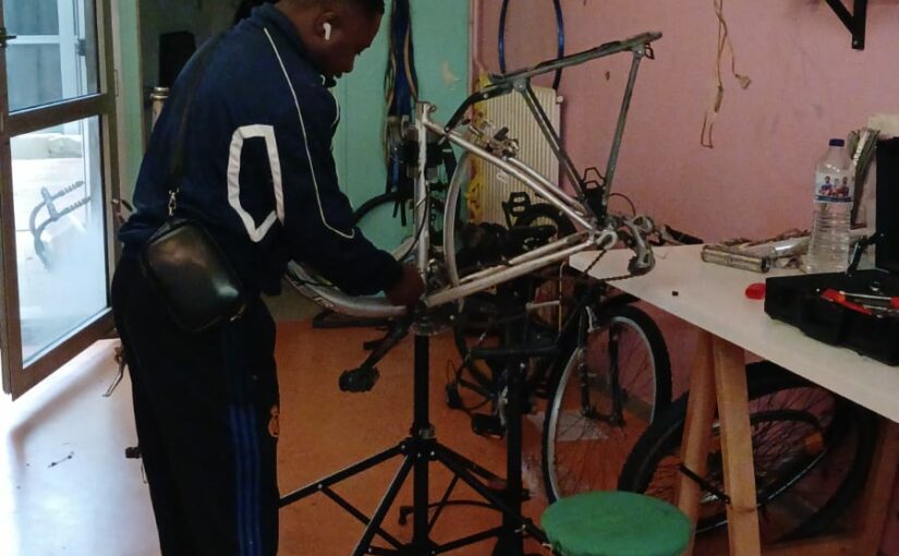 ATELIER AUTO-REPARATION DE VÉLOS